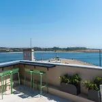 Oceanfront Near Downtown *