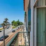 Villa Oceanfront Near Downtown