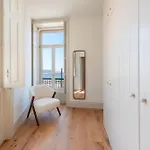 Oceanfront Near Downtown Villa Porto