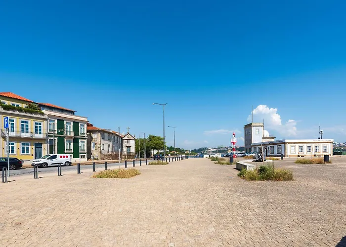Oceanfront Near Historical Centre Oporto