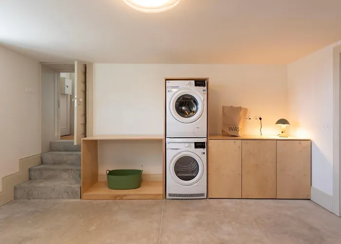 Oceanfront Near Historical Centre Villa Oporto