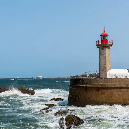 Oceanfront Near Historical Centre