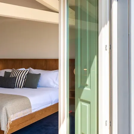 Oceanfront Near Historical Centre Oporto