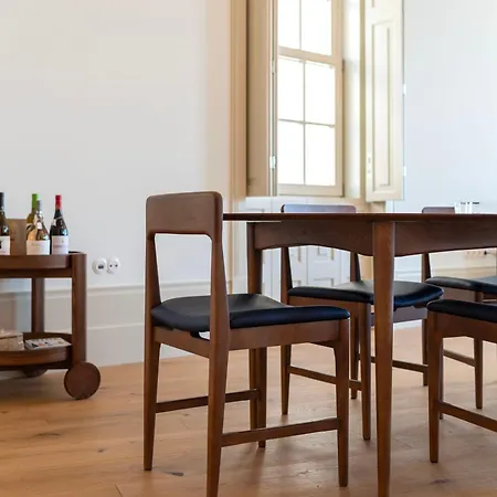 Oceanfront Near Historical Centre Villa *