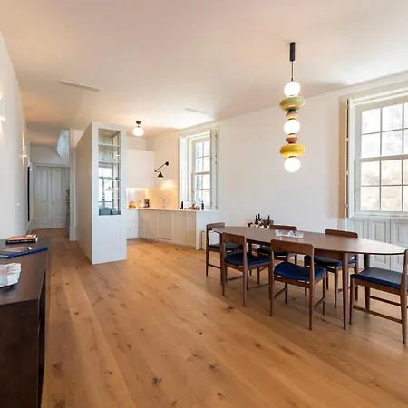 Oceanfront Near Historical Centre Villa