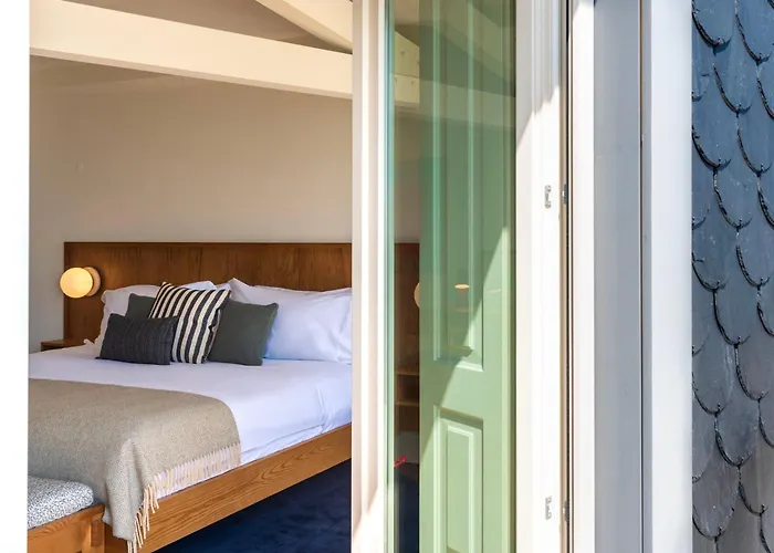 Oceanfront Near Downtown بورتو