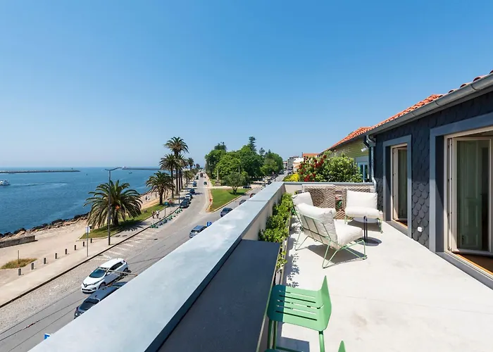 Oceanfront Near Historical Centre Vila