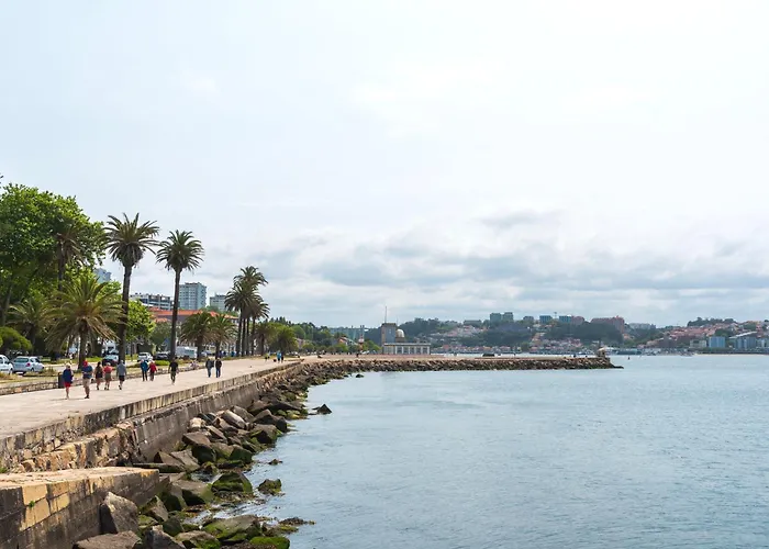 Vila Oceanfront Near Historical Centre *