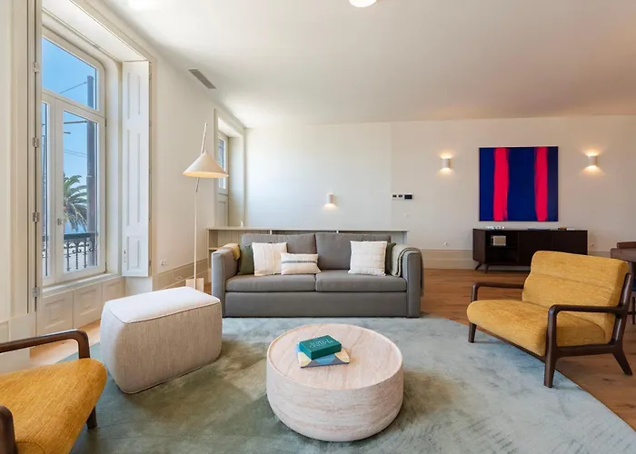 Oceanfront Near Historical Centre וילה