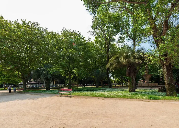 Oceanfront Near Historical Centre וילה