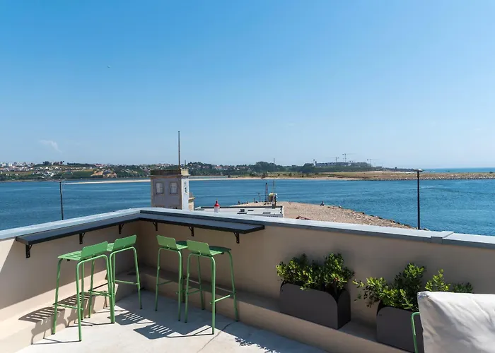 Oceanfront Near Historical Centre *