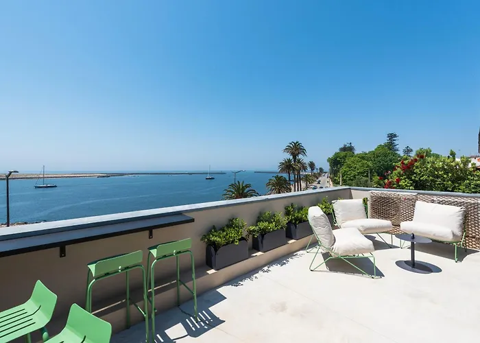 Oceanfront Near Historical Centre וילה