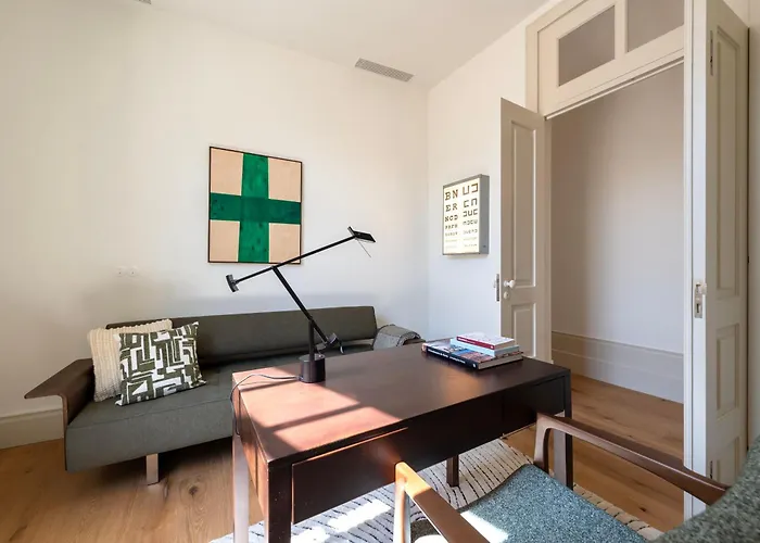 Oceanfront Near Historical Centre * פורטו