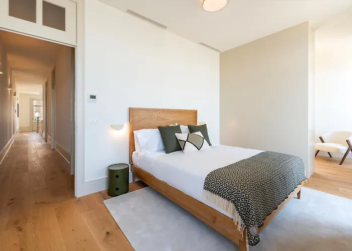 Oceanfront Near Historical Centre וילה