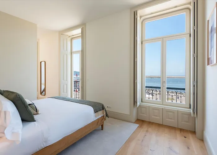 Oceanfront Near Historical Centre