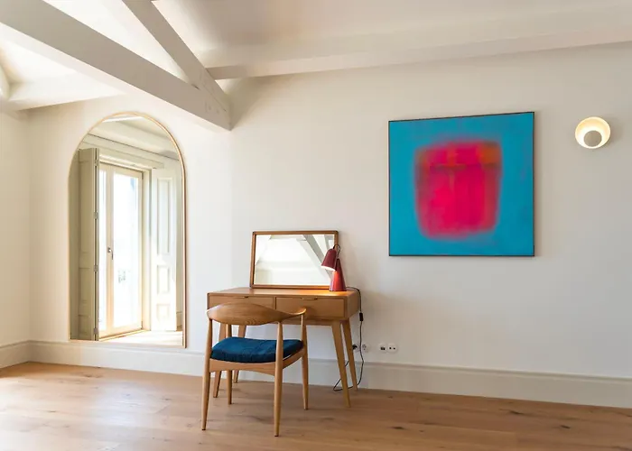 Oceanfront Near Downtown فيلة