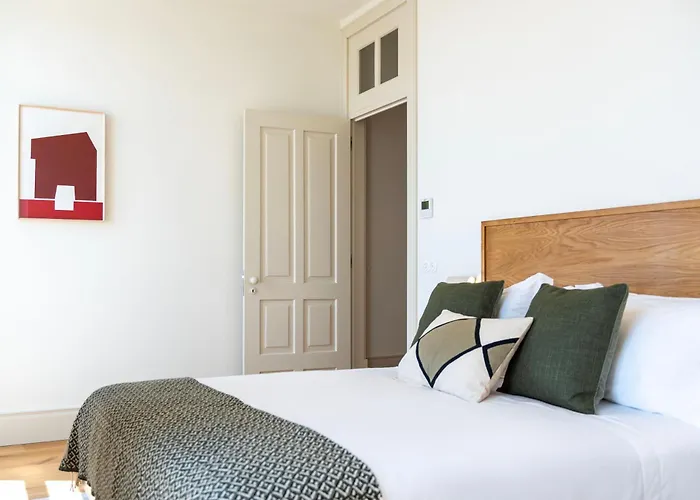 Oceanfront Near Historical Centre פורטו