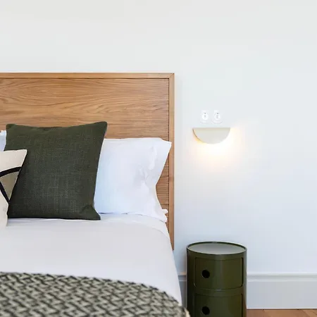 Oceanfront Near Historical Centre *